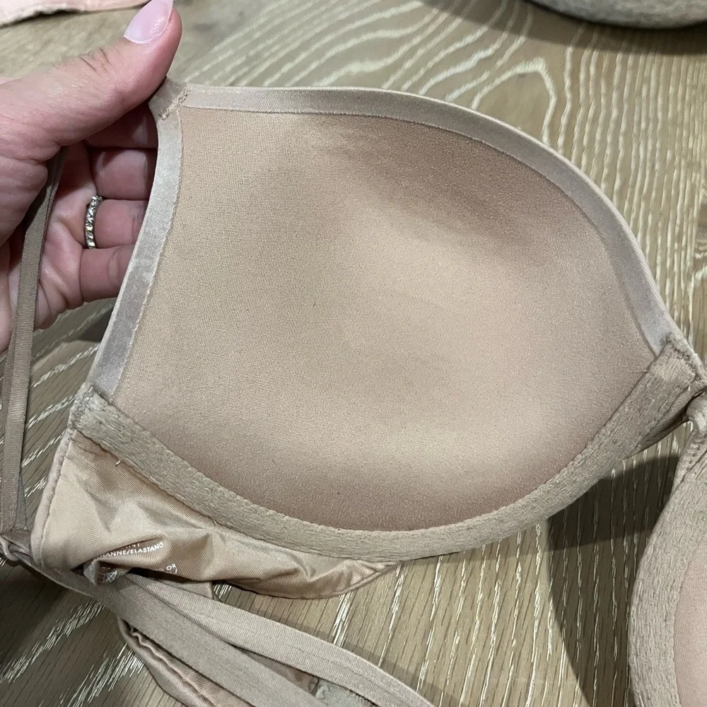 Very sexy push up bra from Victoria secret size 32D - Picture 3 of 6